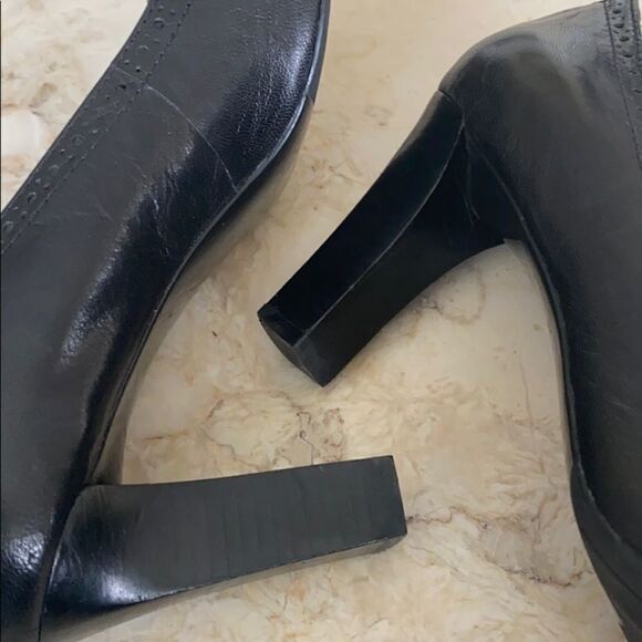 Franco Sarto Black Leather Pumps - Picture 5 of 10